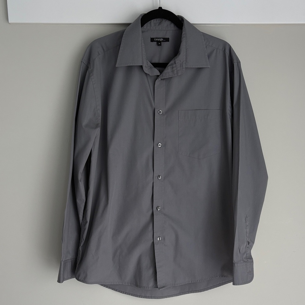 ❤️‍🔥4/$20 George Men's Charcoal Button Down Shirt❤️‍🔥